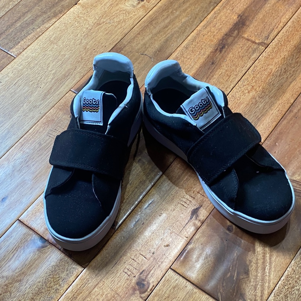 GOATS Velcro Platforms